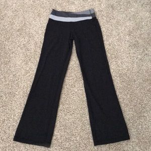 Lululemon yoga pants